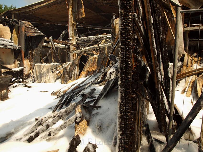 Feuer Halle Siegburg Gewerbegebiet Zange P096.JPG